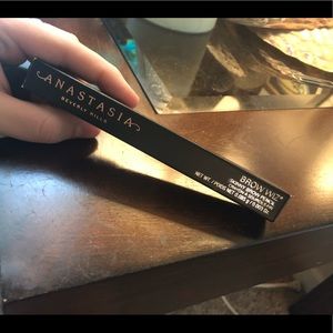 Brand new Anastasia Brow Wiz